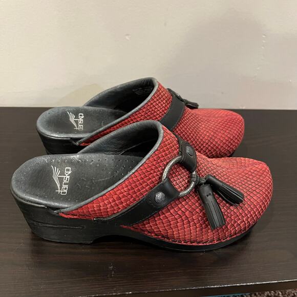 Dansko Shandi Snakeskin Tassel Red Leather Clog Size EU 36 US 5.5-6 - Picture 1 of 9